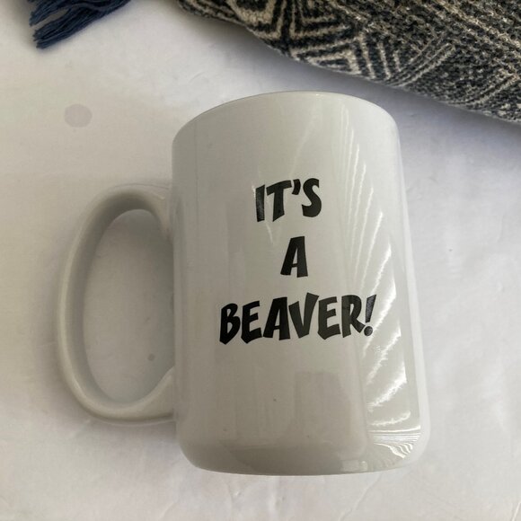 Buc-ee's Coffee Mug "It's a Beaver"  12 oz. - Picture 1 of 8